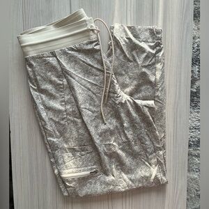 Athleta Venture Printed Pant